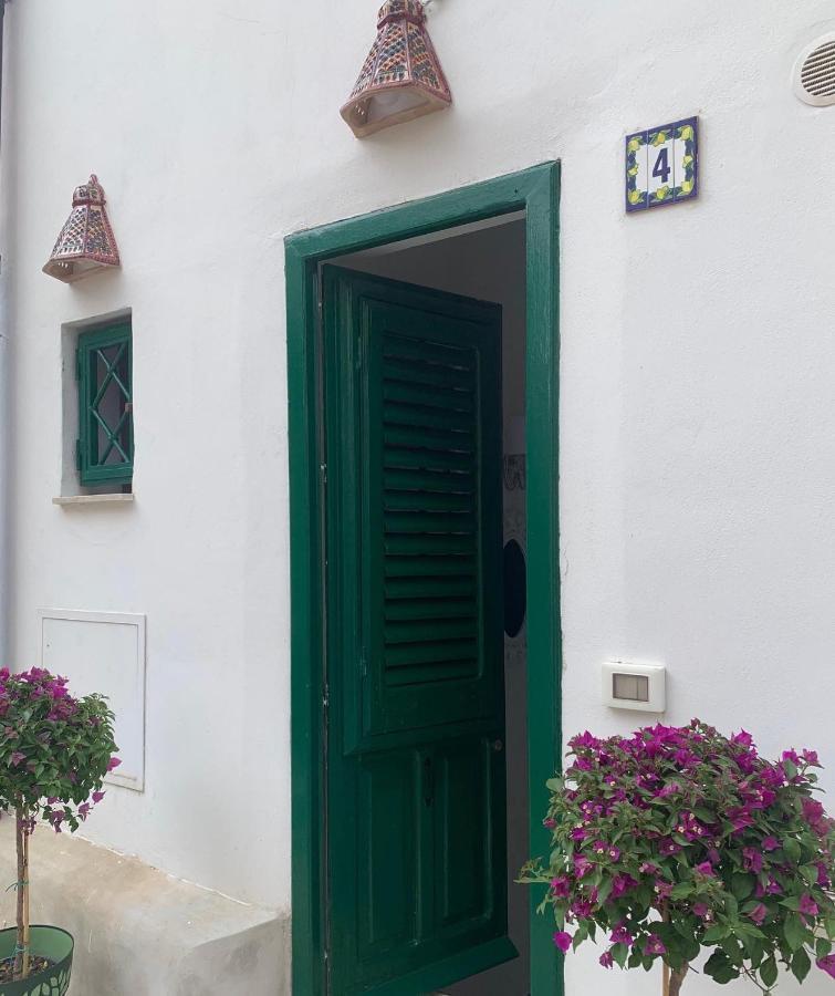 Le Lanterne Di Terrasini Hotel Kültér fotó